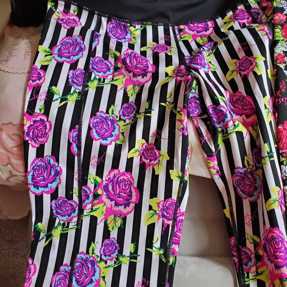 Betsy Johnson Workout Leggings Pants